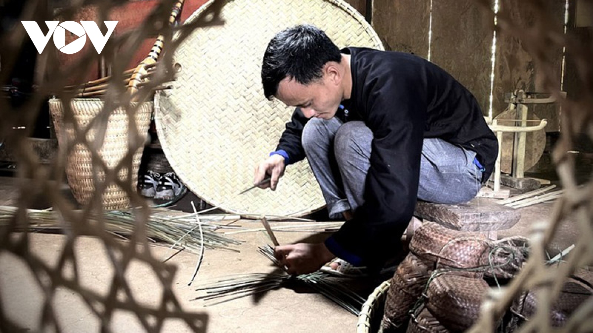 Preservation of the Mong’s rattan weaving craft
